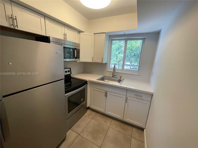 2616 NE 14 Ave 6, Wilton Manors, FL 33334