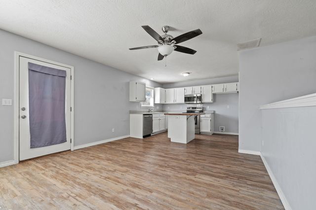 1222 W Butterfield Drive, Nixa, MO 65714