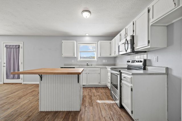 1222 W Butterfield Drive, Nixa, MO 65714