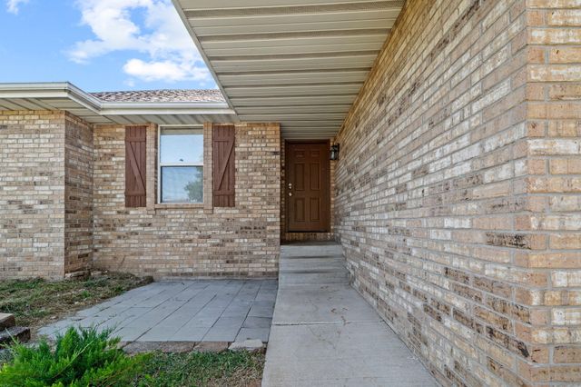 1222 W Butterfield Drive, Nixa, MO 65714