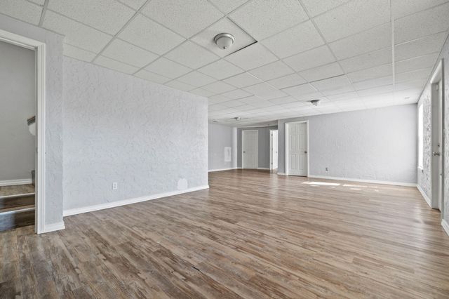 1222 W Butterfield Drive, Nixa, MO 65714