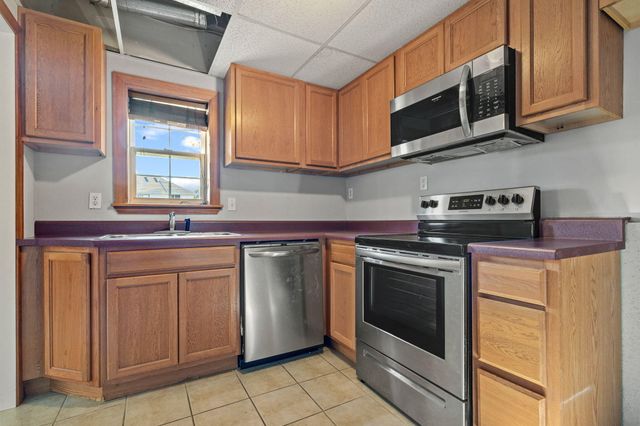 1222 W Butterfield Drive, Nixa, MO 65714