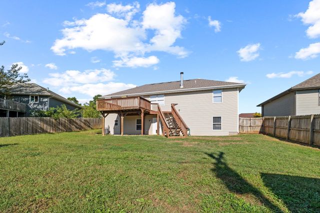 1222 W Butterfield Drive, Nixa, MO 65714