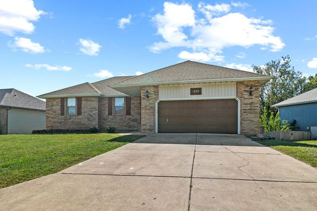 1222 W Butterfield Drive, Nixa, MO 65714