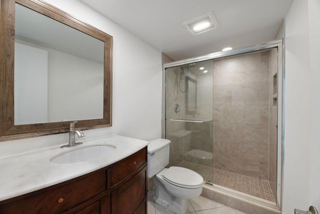 3800 N Hills Drive 402, Hollywood, FL 33021