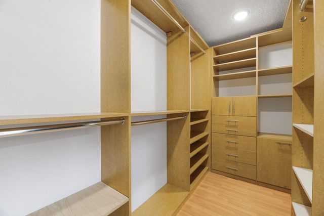 3800 N Hills Drive 402, Hollywood, FL 33021