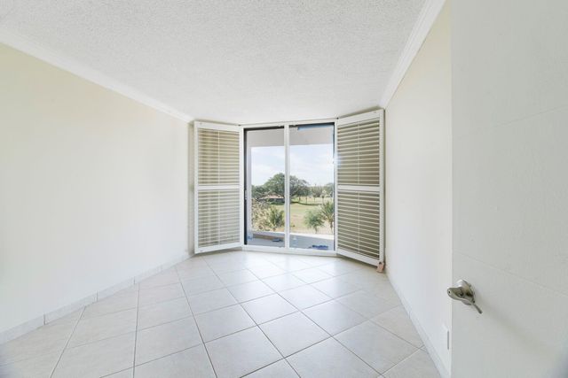 3800 N Hills Drive 402, Hollywood, FL 33021