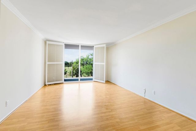 3800 N Hills Drive 402, Hollywood, FL 33021