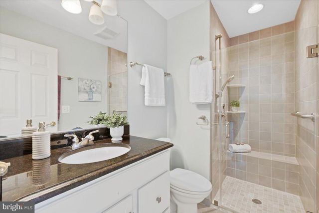 5911 GRAYSON ST, Springfield, VA 22150