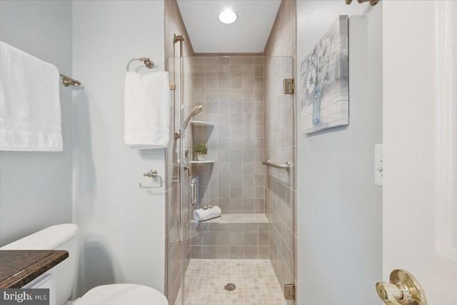 5911 GRAYSON ST, Springfield, VA 22150