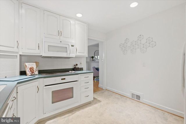 5911 GRAYSON ST, Springfield, VA 22150