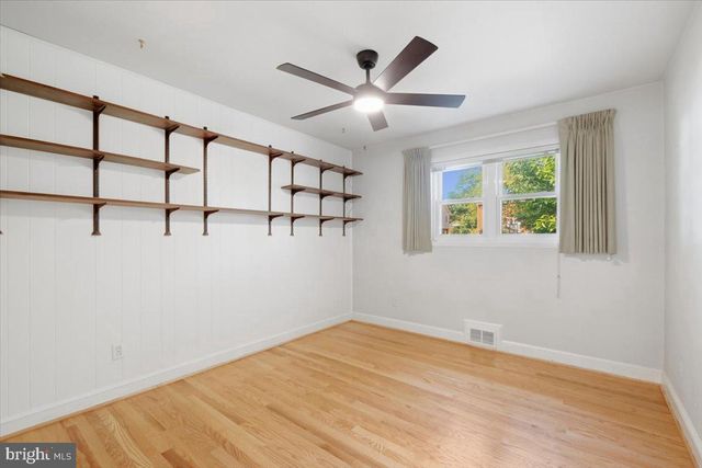 5911 GRAYSON ST, Springfield, VA 22150