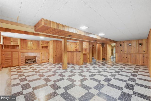 5911 GRAYSON ST, Springfield, VA 22150
