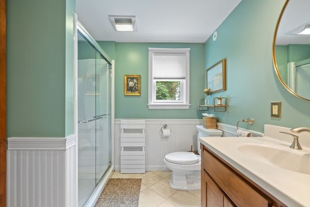 299 Pearl St, Reading, MA 01867