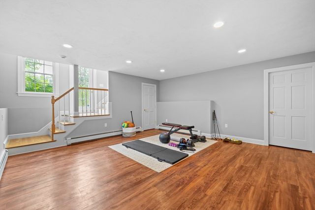 299 Pearl St, Reading, MA 01867