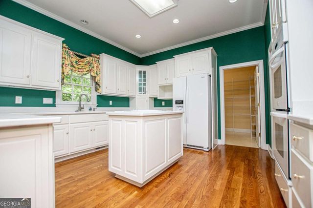 36 London Way, Carrollton, GA 30116
