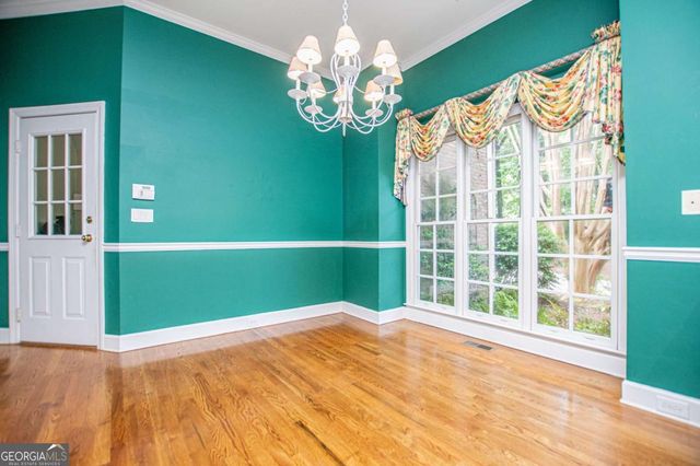 36 London Way, Carrollton, GA 30116