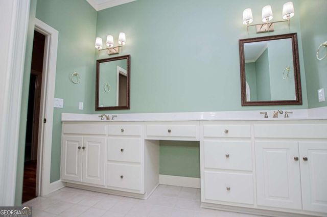 36 London Way, Carrollton, GA 30116