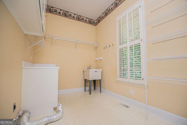 36 London Way, Carrollton, GA 30116