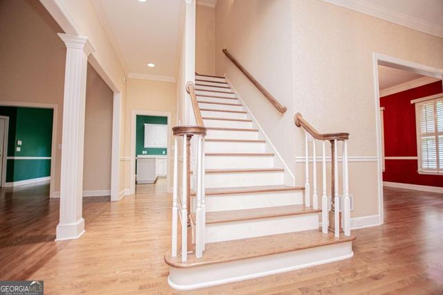 36 London Way, Carrollton, GA 30116