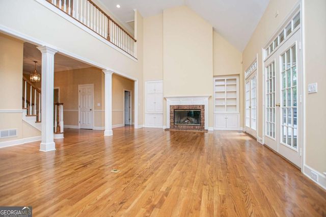 36 London Way, Carrollton, GA 30116