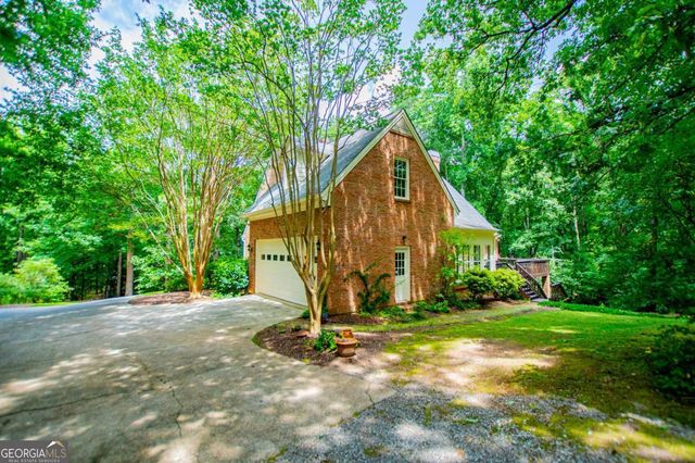 36 London Way, Carrollton, GA 30116