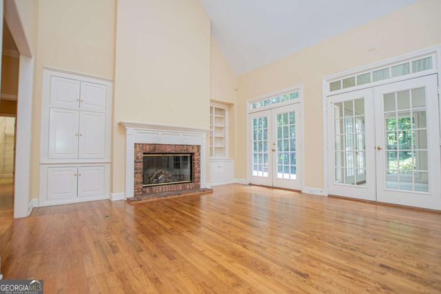 36 London Way, Carrollton, GA 30116
