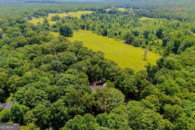 36 London Way, Carrollton, GA 30116