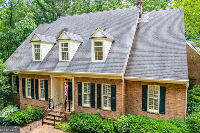 36 London Way, Carrollton, GA 30116