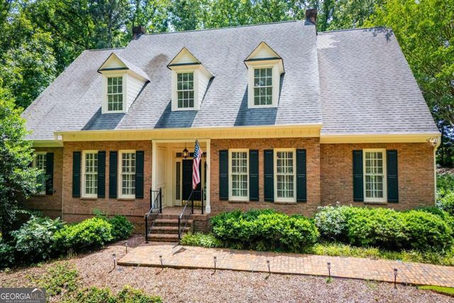 36 London Way, Carrollton, GA 30116