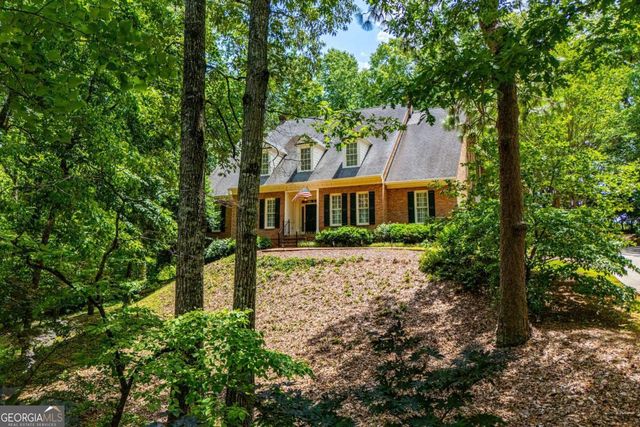 36 London Way, Carrollton, GA 30116