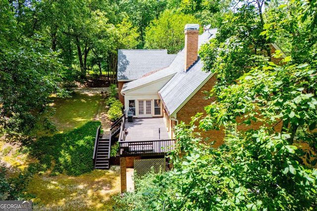 36 London Way, Carrollton, GA 30116