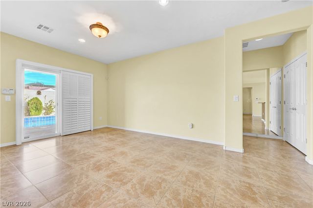 2258 Sandstone Cliffs Drive, Henderson, NV 89044