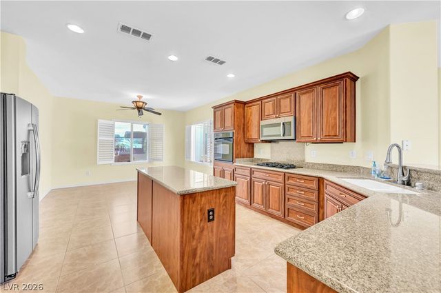 2258 Sandstone Cliffs Drive, Henderson, NV 89044