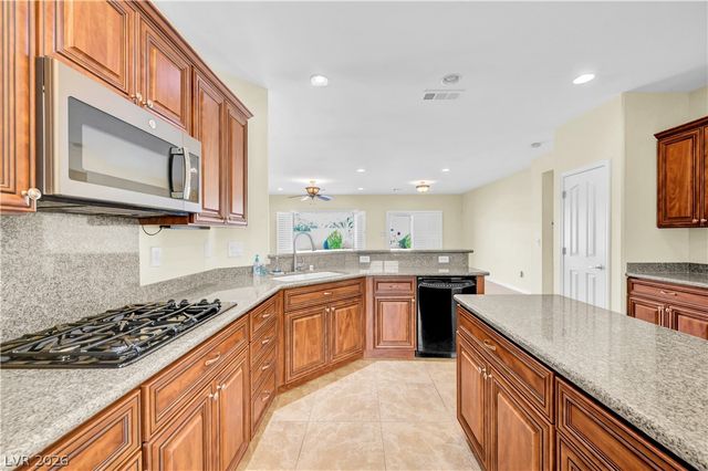 2258 Sandstone Cliffs Drive, Henderson, NV 89044