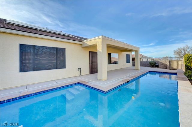 2258 Sandstone Cliffs Drive, Henderson, NV 89044