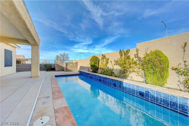2258 Sandstone Cliffs Drive, Henderson, NV 89044