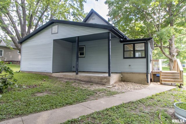 405 S STATE Street, East Galesburg, IL 61430