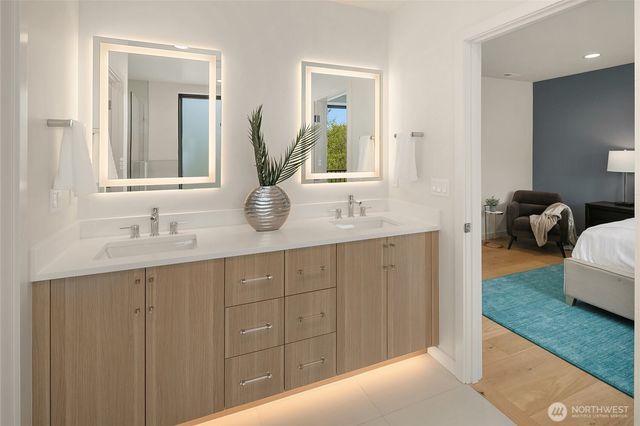 286 118th Avenue SE, Bellevue, WA 98005