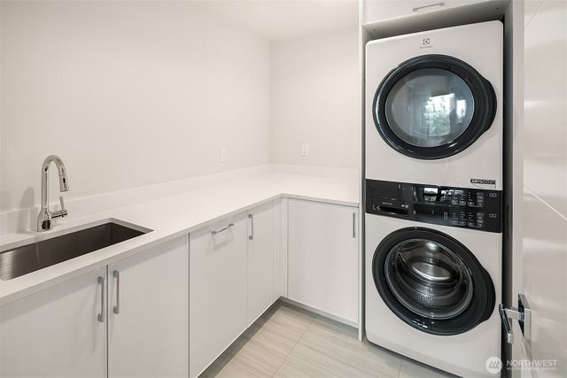 286 118th Avenue SE, Bellevue, WA 98005