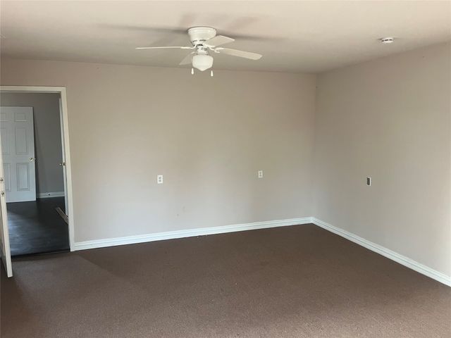 719 North Avenue, Whitesboro, TX 76273