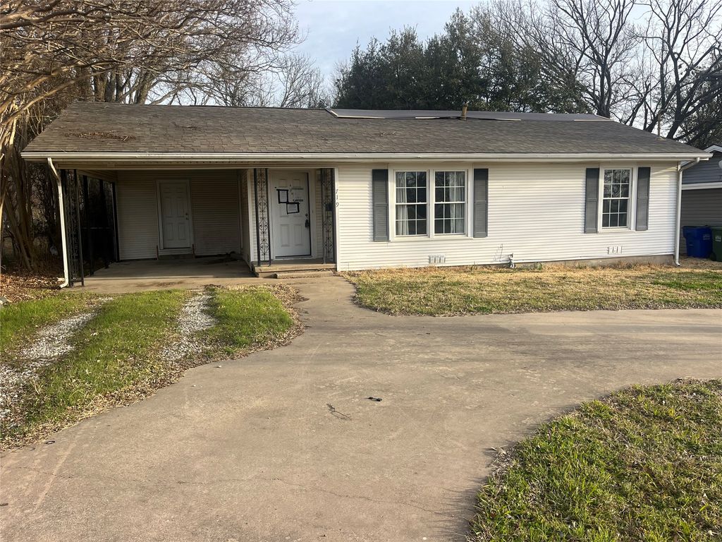 719 North Avenue, Whitesboro, TX 76273