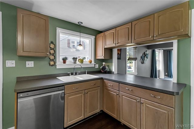 84 Westminster Road, West Seneca, NY 14224