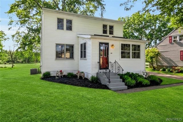 84 Westminster Road, West Seneca, NY 14224