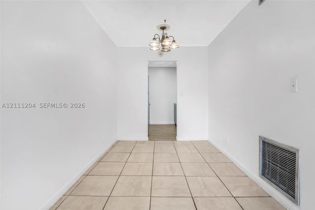 2440 NW 39th Way 202, Lauderdale Lakes, FL 33311
