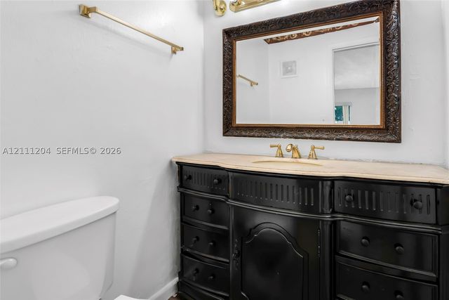 2440 NW 39th Way 202, Lauderdale Lakes, FL 33311