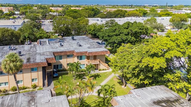 2440 NW 39th Way 202, Lauderdale Lakes, FL 33311