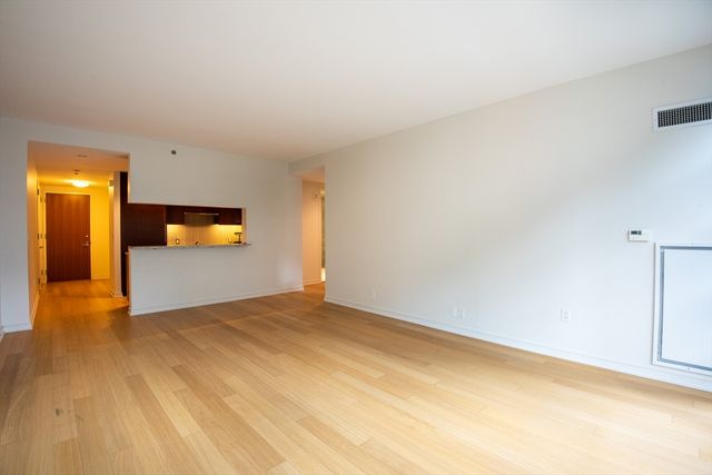 580 Washington St 6F, Boston, MA 02111