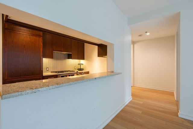580 Washington St 6F, Boston, MA 02111