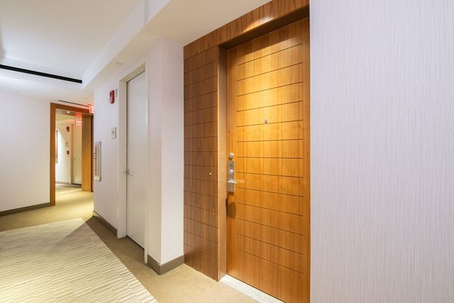 580 Washington St 6F, Boston, MA 02111